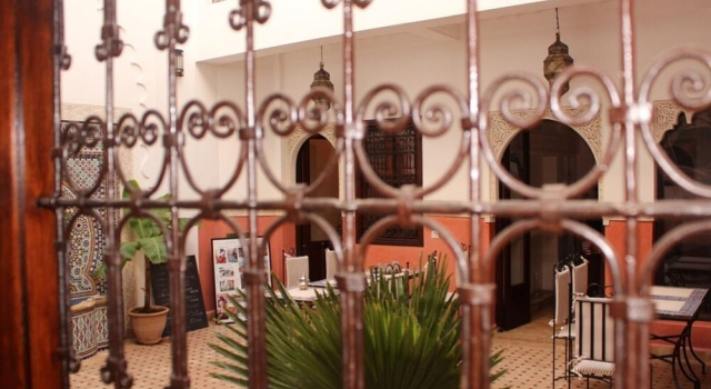 Riad des Lys, Забронировать Отель Отели Марракеш-Тенсифт-Эль-Хауз с бассейном, Бассейн