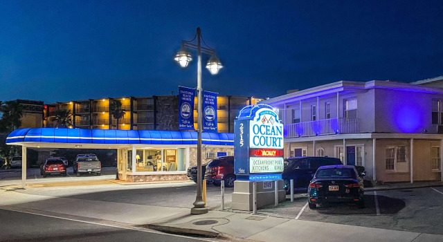 Ocean Court Beachfront Hotel, Забронировать Отель Дейтона-Бич Daytona Beach Area