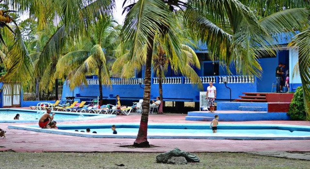 Islazul Hotel Zaza, Đặt Khách sạn Khách sạn ở Sancti Spiritus có hồ bơi, Hồ bơi