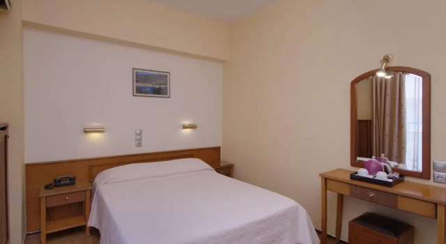 Camera Standard Hotel Nefeli