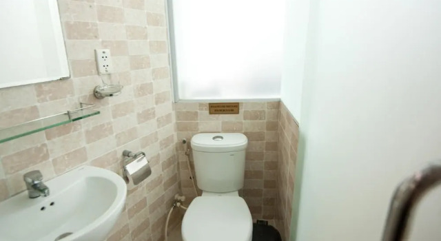 Двухместный номер Deluxe с балконом Sai Gon Hub Hostel & Bar