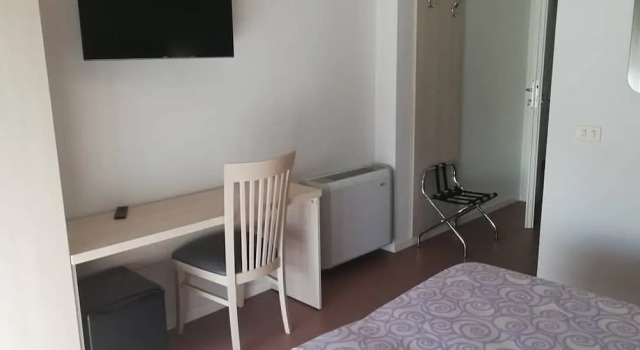 Hotel Arcadia, Buchen Sie Hotel La Romanina Latium