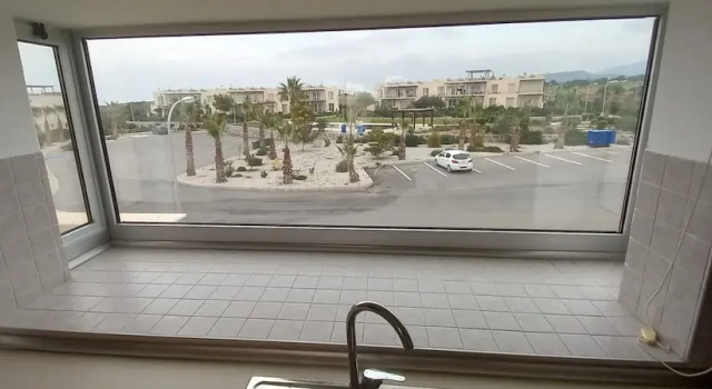 Stunning Rooftop Terrace Between sea and Mountains, Book Lejlighed Akanthou Northern Cyprus