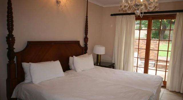 Fourways Gardens Guest Estate