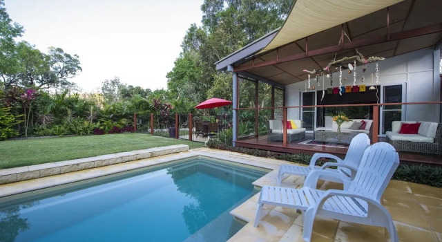 Serene Place, Book Hotel Hoteller i Magnetic Island med pool, Swimmingpool