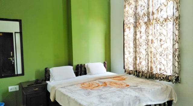 Hotel Ranthambhore Palace, Забронировать Отель Отели штата Раджастхана с парковкой, Парковка