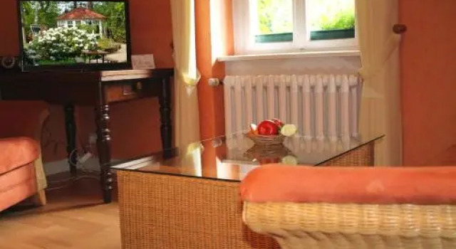 Strandvilla Hubertus Boltenhagen - Ferienwohnungen Apartment Mit Parkplatz Wlan Kuche Garten Grillplatz Waldbaden