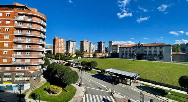 Apartamento Buenavista, Забронировать Апартаменты/квартира Овьедо Астурия, рядом с Статуя Вуди Аллена