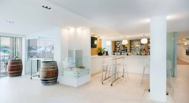 Апартаменты Tranquil Spa Suite, K-bed, Plunge Pool at Kingscliff Salt Beach Resort and Spa
