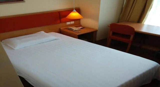 Home Inn Hotel