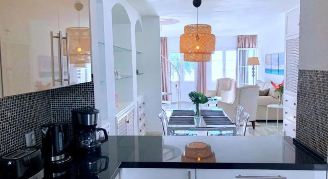 Playa Lucera - Fantastic 3 bedroom front line beach duplex apartment with open sea views from its 2 terraces between Fuengirola and Marbella - Costa del Sol - CS160, Prenota Appartamento Hotel a Costa Tropical con piscina, Piscina