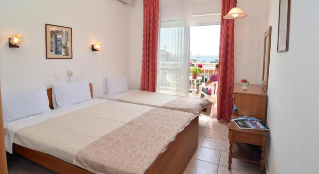 Двухместный номер Standard Hotel TRIADA
