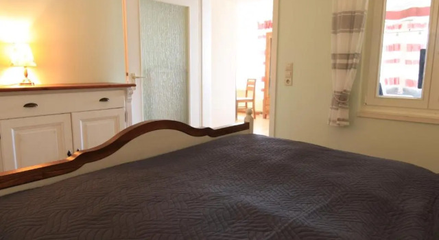 Ferienwohnung Seerose mit Terrasse, Забронировать Отель Засниц Рюген, рядом с Засницкий зоопарк