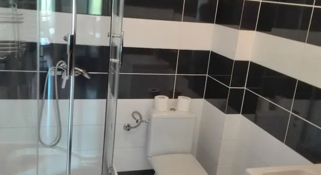 Четырёхместный номер Standard с балконом VIPABO Holiday SolneSPA