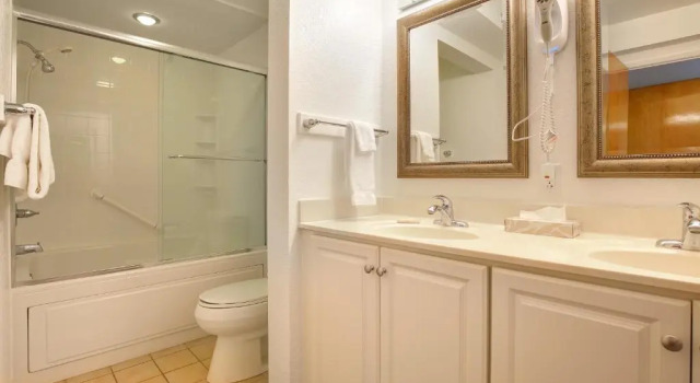 Апартаменты с 3 комнатами Outer Banks Beach Club