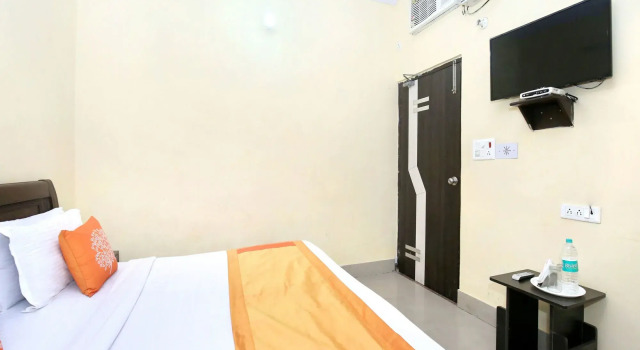 OYO 11642 Hotel Golden Grand, Book Hotel Amritsar Punjab