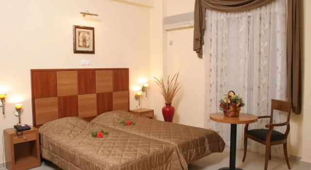 Одноместный номер Standard с балконом Ionis Art Hotel