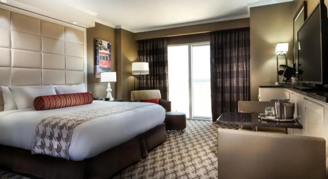 Номер Standard с видом на озеро Golden Nugget Lake Charles