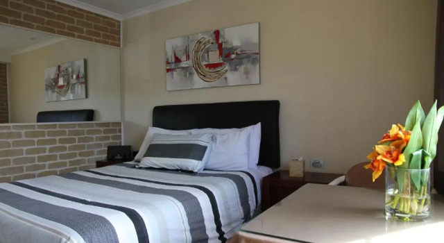 Одноместный номер Standard Grand Manor Motor Inn