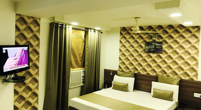Номер Deluxe Hotel Morya Regency