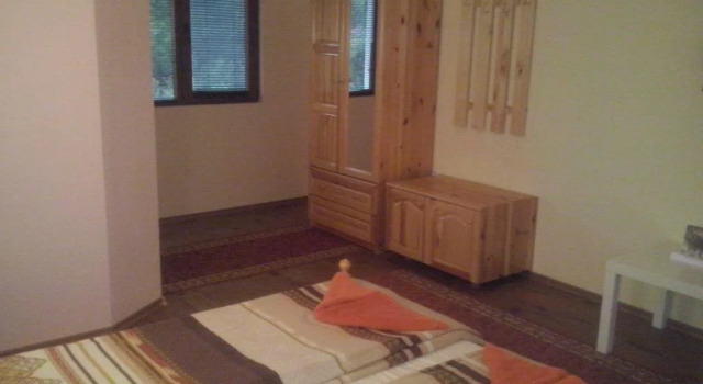 House for Friends Guest House, Rezervovat Penzión Penziony v Gabrovo, Penzión