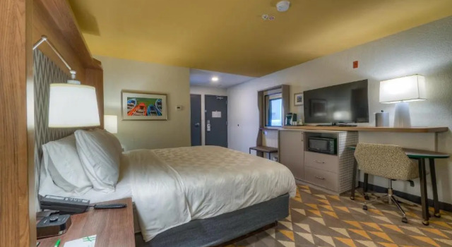 Номер Standard Holiday Inn Tacoma Mall by IHG