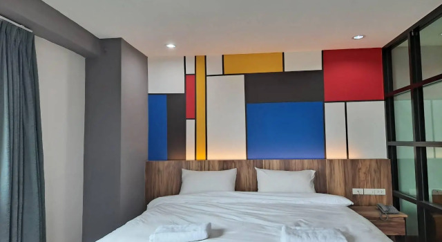 Люкс MA PEAK hotel