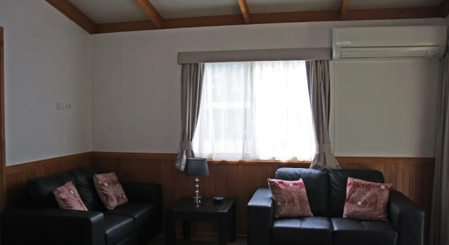 Двухместный номер Standard с 2 комнатами с балконом BIG4 Tiny Away Stay - Seymour Riverside