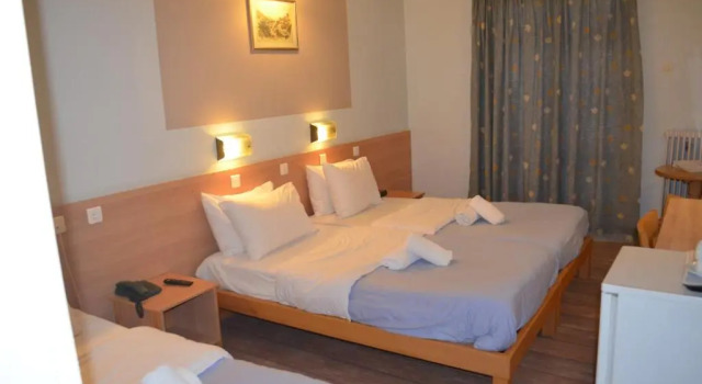 Трёхместный номер Standard с видом на море Rozos Hotel