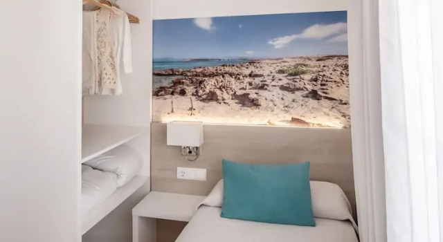 Одноместный номер Standard с балконом Hostal Es Pi - Emar Hotels