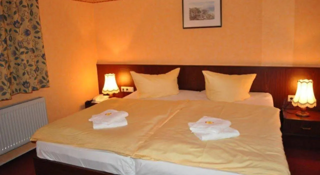 Hotel Rügen Park KG, Rezervasyon Otel Gingst Rügen