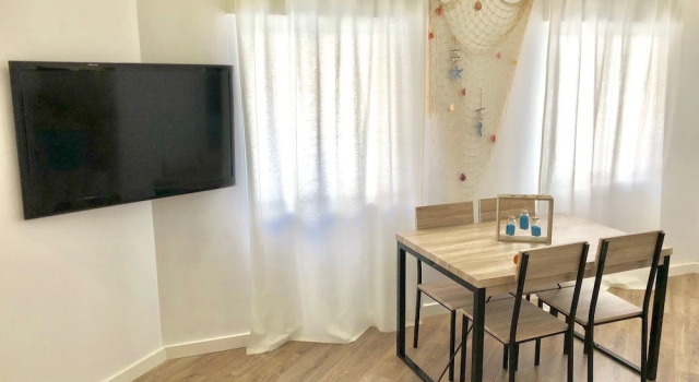 Апартаменты Holiday Apartment Cleo Central