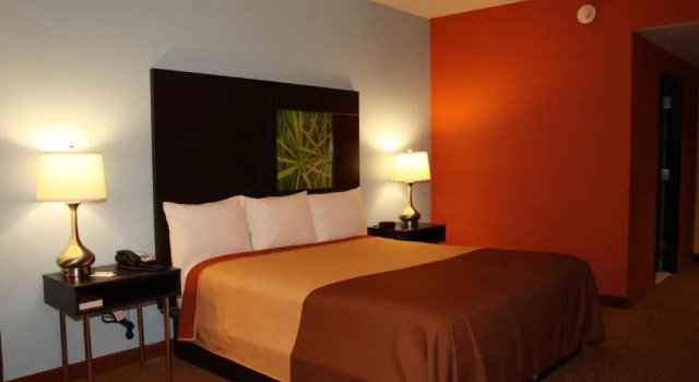 Номер Standard Super 8 by Wyndham Mount Laurel