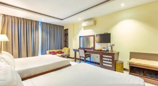 Номер Premier The Noble Swan Central Dong Du Hotel