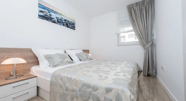 Apartments with pool Villa Zora, Забронировать Апартаменты/квартира Апартаменты Новалья, Апартаменты/квартира