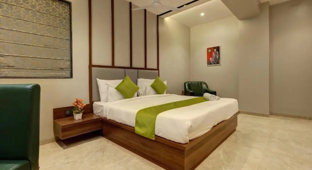 Люкс Magnus Fortune House Business Hotel , Magarpatta Pune