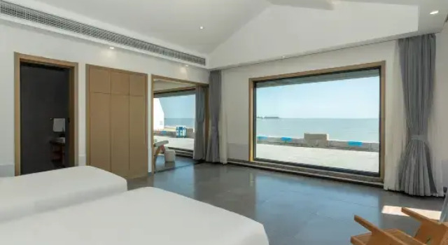 Семейный люкс с 2 комнатами с красивым видом из окна Ocean Aesthetics Museum Hotel
