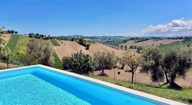 Ancient Country House With Swimming Pool, Rezervovat Hotel Senigallia 