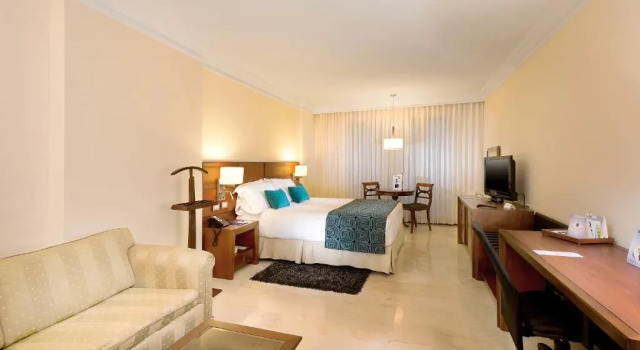 Номер Standard Hotel Dann Carlton Bucaramanga