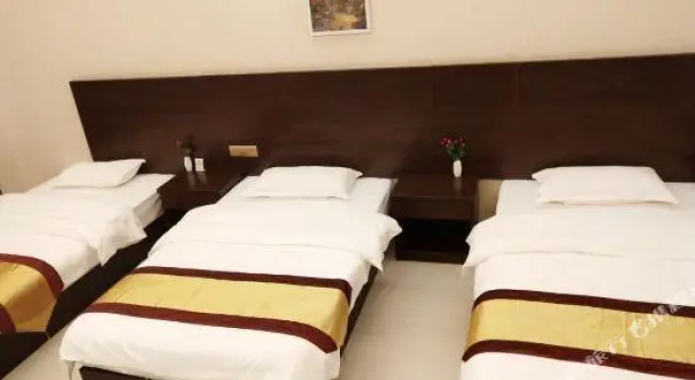 Hurui Hotel, Prenota Hotel Miyang Yunnan