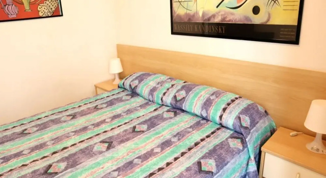 Flat for 4 People With Terrace in Residence With Shared Swimming Pool, Book Hotel Hoteller i Friuli Venezia Giulia med parkering, Parkering