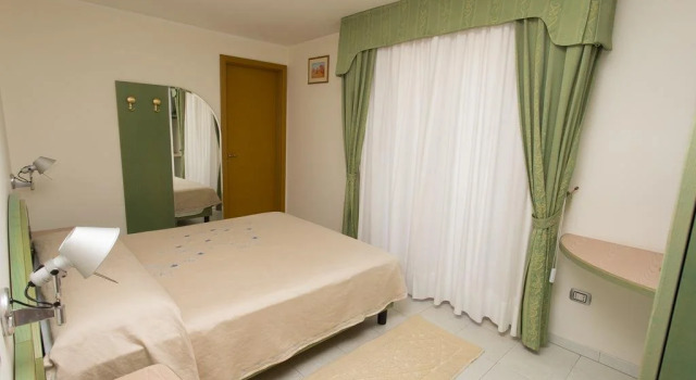 Hotel Grillo, Забронировать Отель Нуоро Barbagia