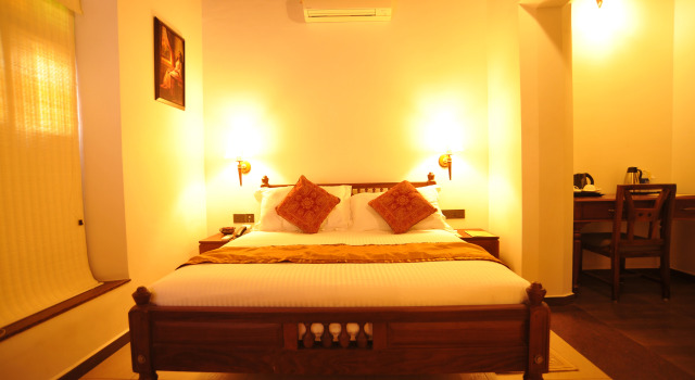 THE HILLWAY HERITAGE, Prenota Hotel Trivandrum Kerala