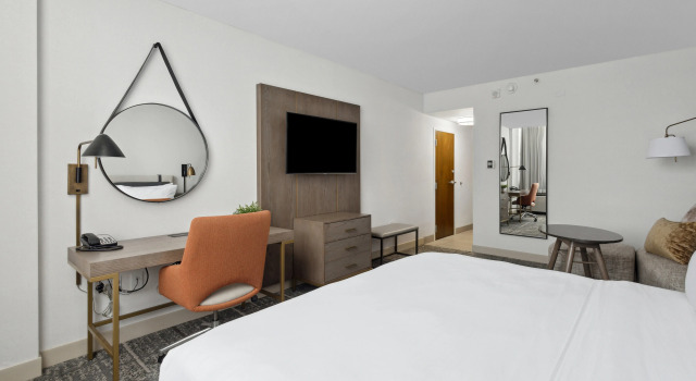 Lexington Lansing Hotel, Book Hotel Hoteller i Lansing med parkering, Parkering
