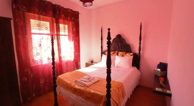 Stunning House in Mirandela Ideal for 10 People, Забронировать Отель Мирандела Trás-os-Montes e Alto Douro, рядом с Средневековый мост в Миранделе