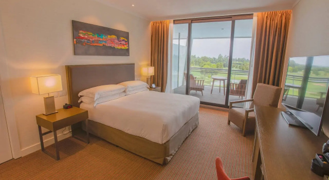 Двухместный номер Premium Hilton Pilar