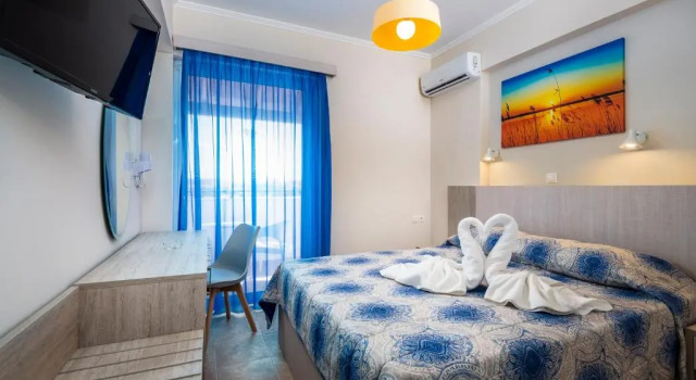 Deluxe Studio Hotel Tigaki's Star