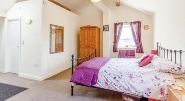 Jenny's Cottage, Забронировать Дом для отпуска Олдем Большой Манчестер