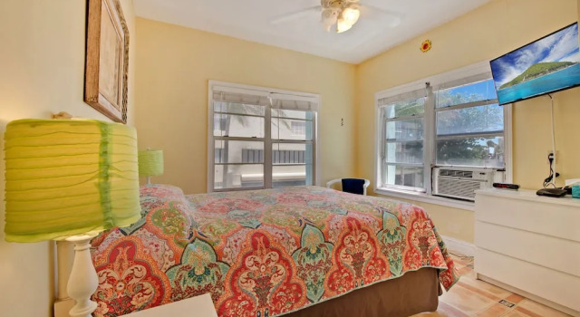 Четырёхместный номер Standard c 1 комнатой с видом на океан The Coral House Motel