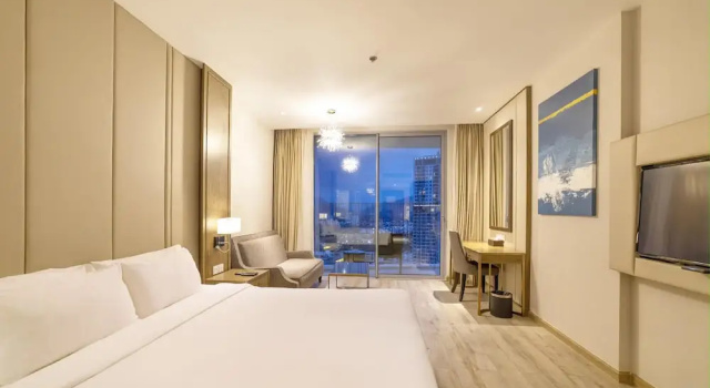 LYN Premier Studio Panorama Nha Trang, Rezervovat Hotel Hotely v Khanh Hoa s bazénem, Bazén